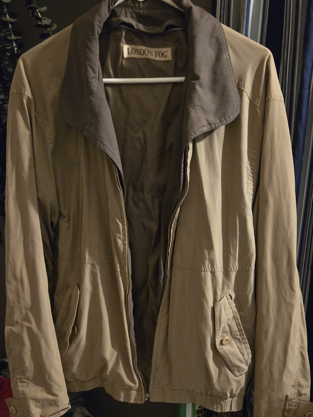 London Fog Men's Light Tan Jacket with Dark Brown Collar
